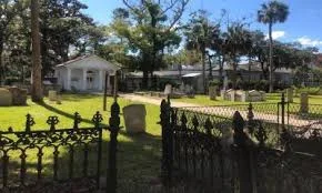 Tolomalto Cemetery